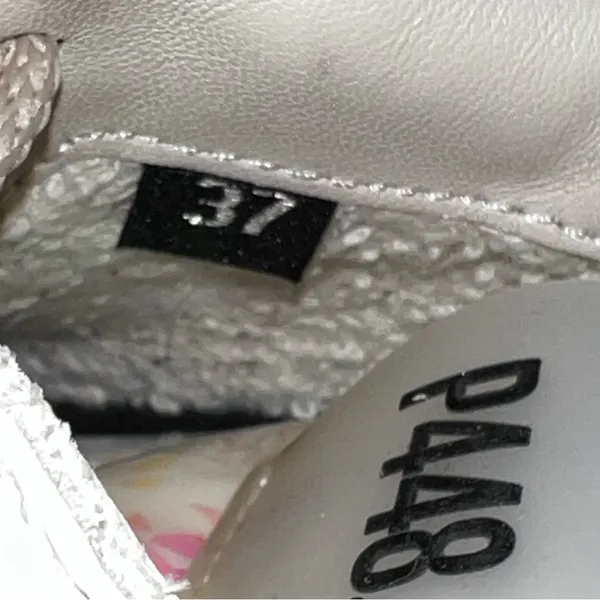 P448 White Leather Sneakers with Beige Accents - Image 12