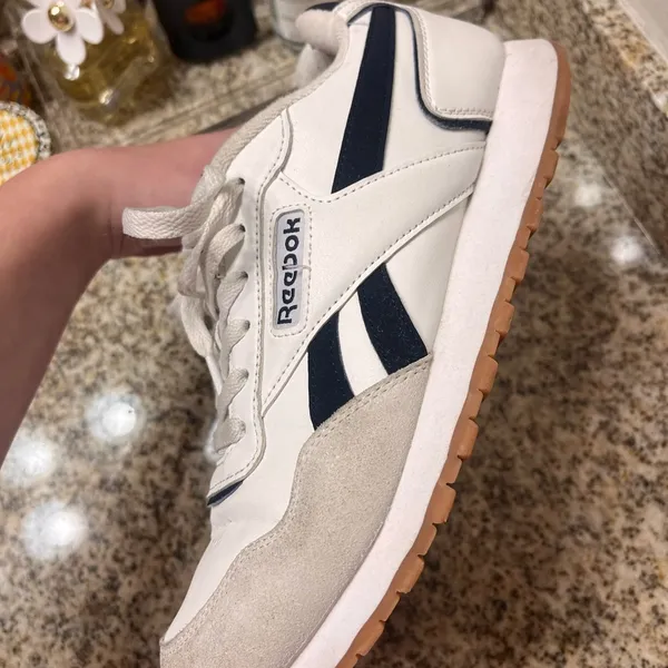 Reebok shoes - Image 6