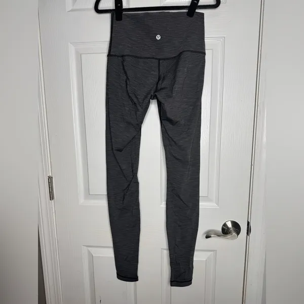 LULULEMON Wunder Under‎ Heathered Gray Full Length Leggings size 6 EUC - Image 2