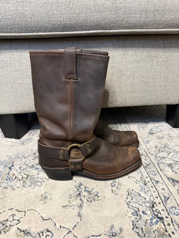 FRYE Harness 12R Boots in Smoke Brown - Image 4