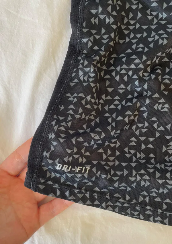 Nike Sports Tank - Image 3