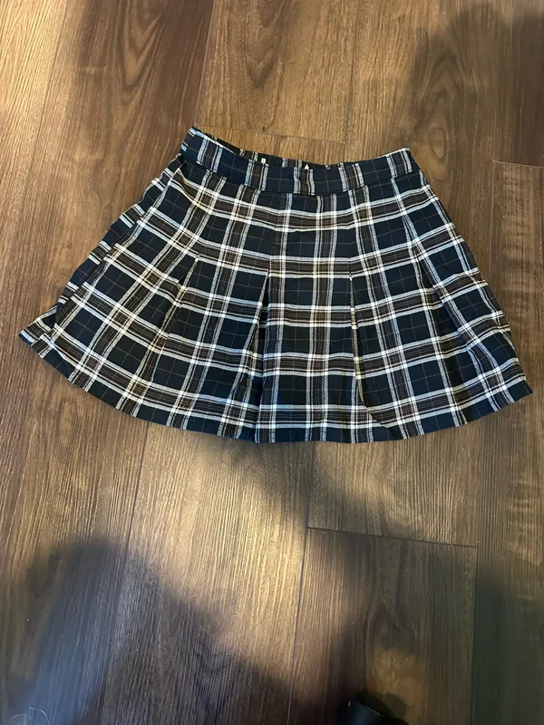 American Eagle Mini Skirt - Image 2