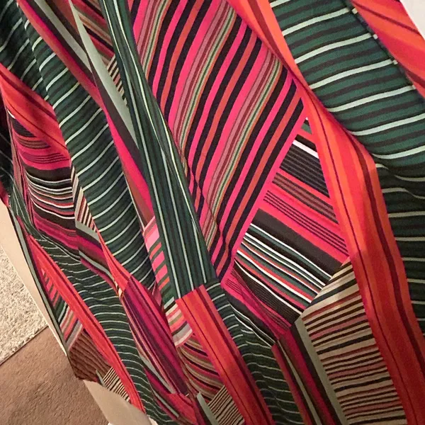Beautiful off the shoulder (summer/100% polyester) Maxi Dress Size 2X.no brand. - Image 7