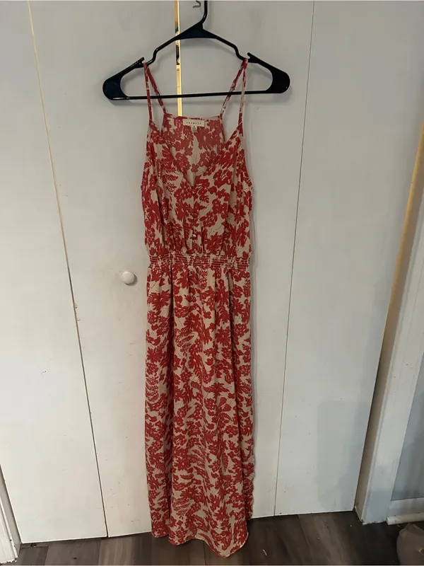 Prómesa Cream Dress with Coral-Red Floral Print - Image 3