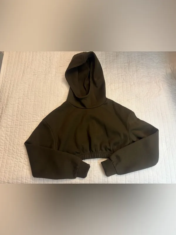SHEIN olive green cropped hoodie sweatshirt - Image 2