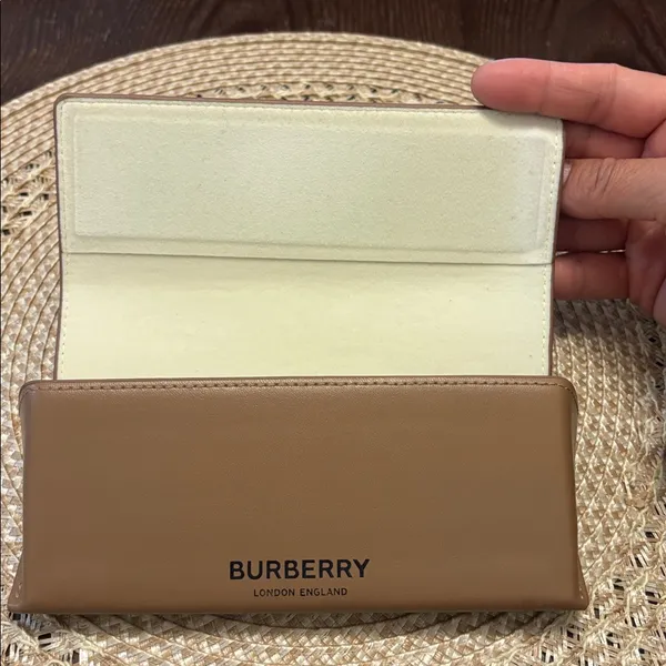 Burberry BrownLeather London Sunglasses CaseEyeglasses Authentic Luxury CaseOnly - Image 5