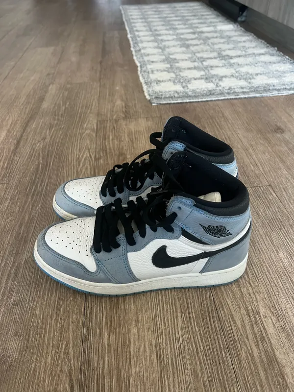 Nike Jordan Air Jordan’s 1 in University Blue - Image 3
