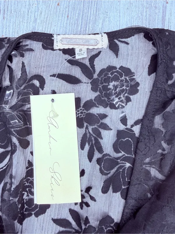 New with tag amber skies free people black cropped lace long sleeve blouse shirt - Image 3