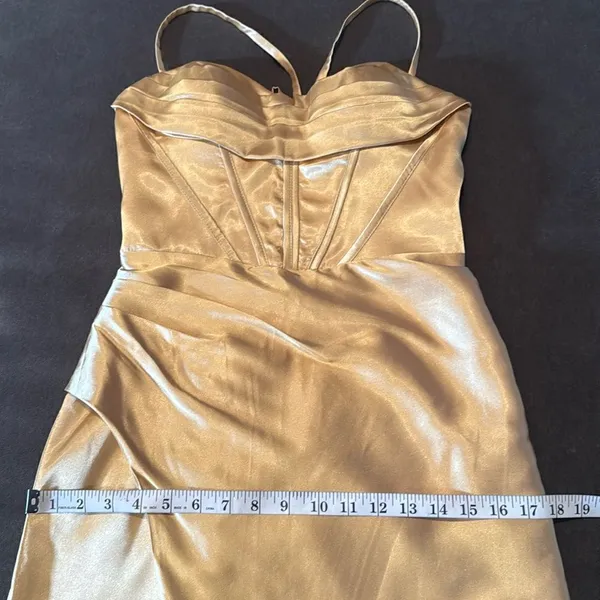 Women’s Gold Full Length Prom Party Dress Criss Cross Straps LegSlit Size 4 NWOT - Image 11