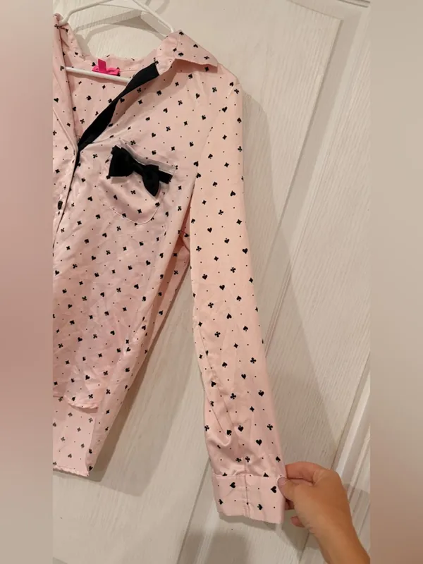 FINAL PRICE Betsey Johnson Pink Button-Front Heart Print Pajama Top - Image 5