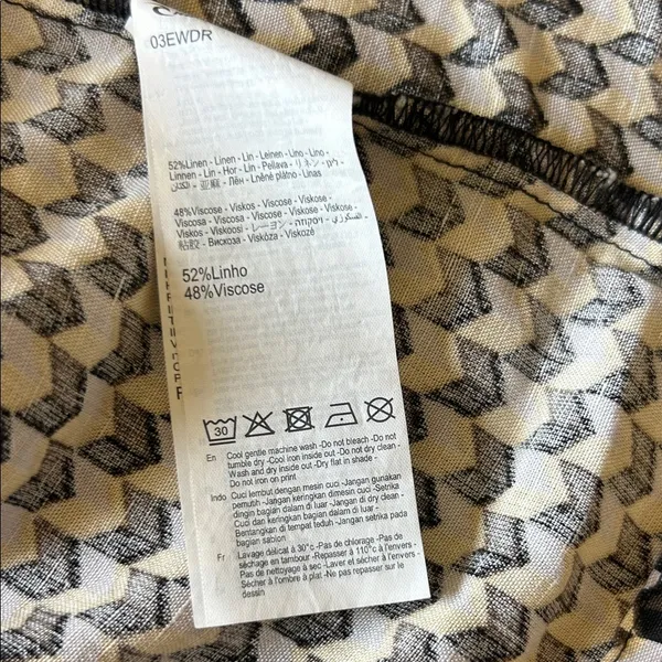 Rip Curl Black and White Midi Dress - Image 10