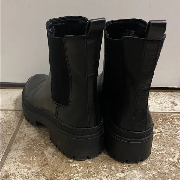Lucky Brand Black Chunky Sole Boots - Image 3