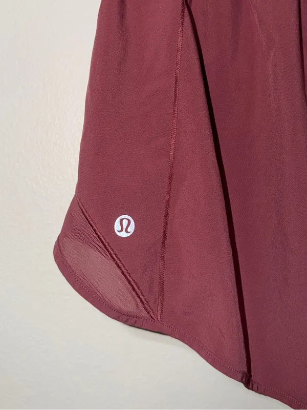 Lululemon Hotty Hot Short Size 8 II *2.5" Violet Red - Image 6