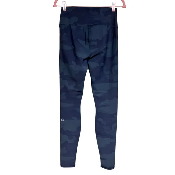 Alo High Waist Vapor Leggings Hunter Green Camo Women’s‎ Size Medium - Image 2