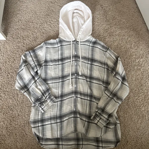 American Eagle plaid hooded flannel  - Image 2