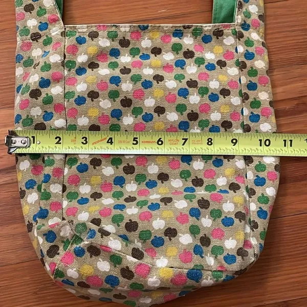 Kavu Canvas Tan Apple Print Shoulder Bag Tote 7x10x3 in - Image 4
