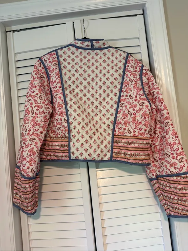 Cropped Pink and Blue Reversable Printed Quilted Jacket - Image 2