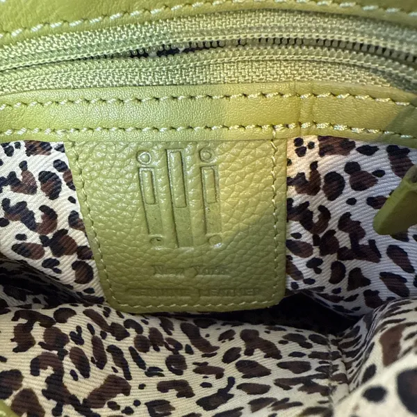 ili Small‎ Crossbody Bright Chartreuse Green Leather Zip Top Exterior Pockets - Image 9