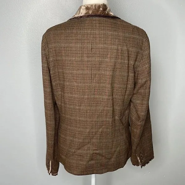 J. Jill suit coat. Size 6. Stretch. Brown - Image 3