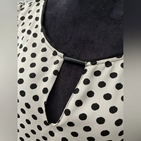 ZARA Pretty polka dot top🖤🤍🖤 - Image 5