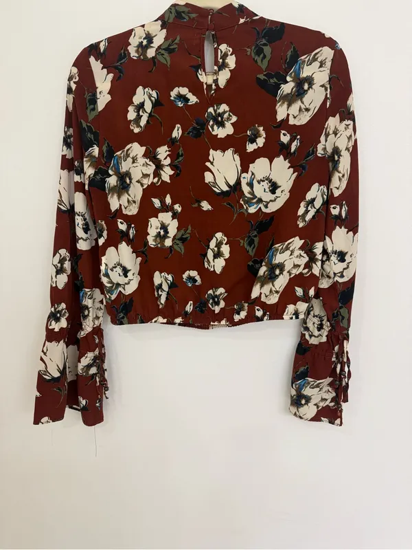 Altar’d State Floral Wrap Cropped Blouse in Rust Size Medium - Image 2