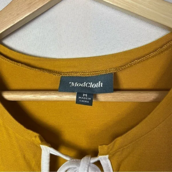 Modcloth‎ Golden Yellow What's the Hap Short Sleeve T-Shirt M - Image 7
