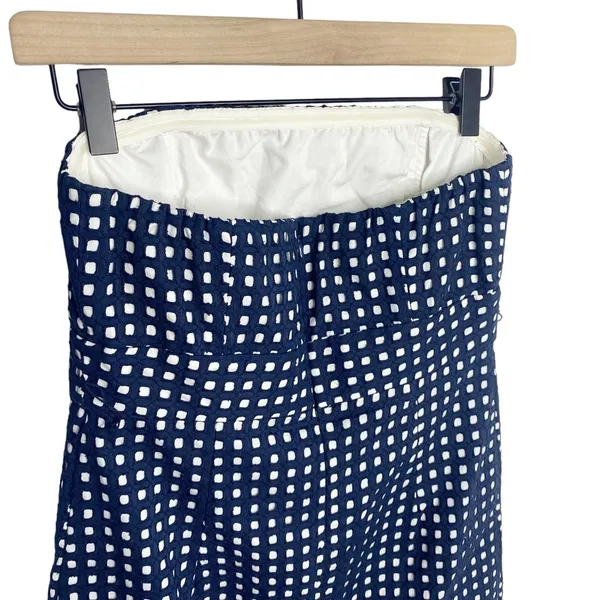 Vineyard Vines navy blue strapless dress size 2 EUC eyelet - Image 4