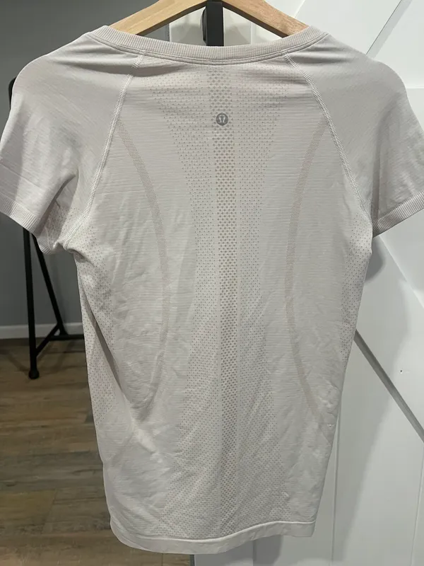 Lululemon swiftly tech short sleeve - Image 6