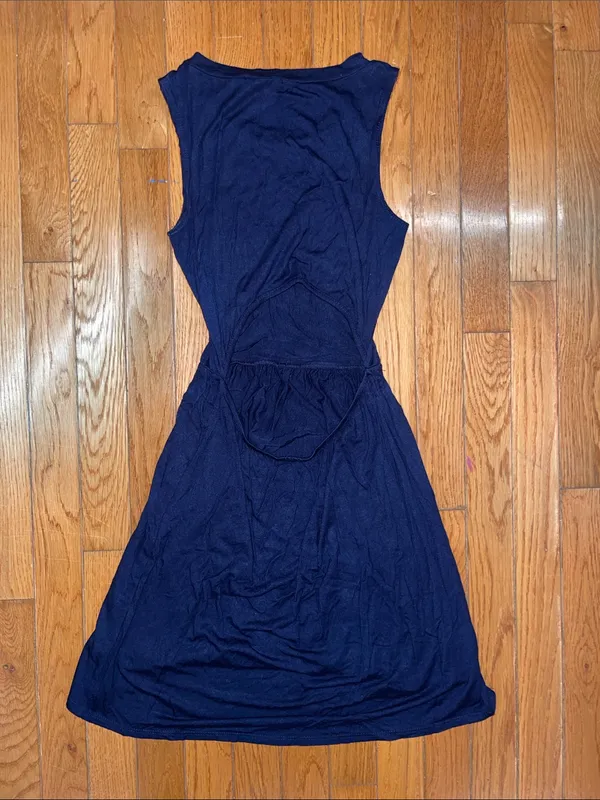 Sleeveless Navy Fit-and-Flare Dress - Image 3
