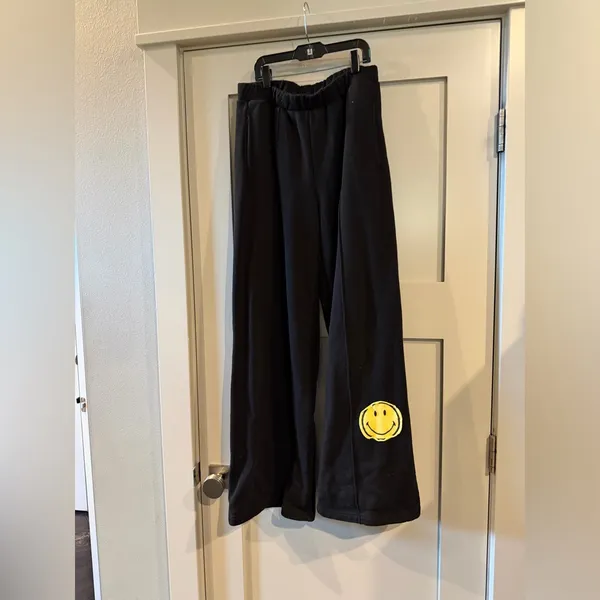 Samii Ryan SMILEY® STRAIGHT LEG PANTS, BLACK! Women’s Small! - Image 3