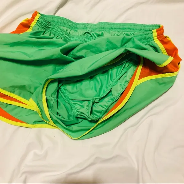 NIKE Dri-Fit Sports Short for Women.Size: XL - Image 5