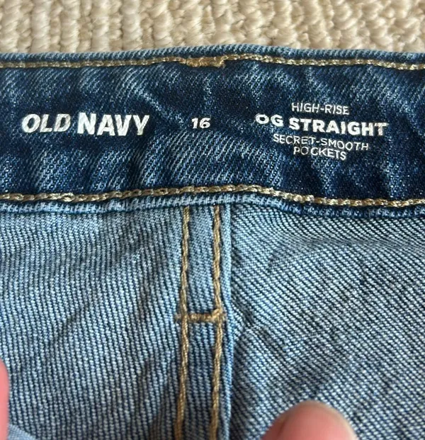 Old Navy Jeans 16 High-Rise - Image 2