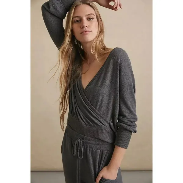 ✨Anthropologie Rocio Surplice Grey Sz Medium Top✨ - Image 2