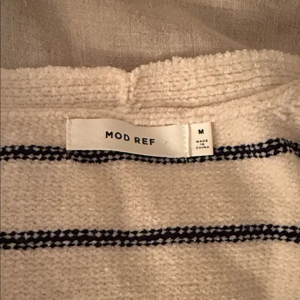 MOD REF Striped Beige Cropped Knit Cardigan Sweater - Image 4