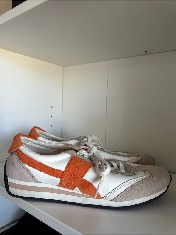 Tory Burch Retro Style Sneakers - Image 2