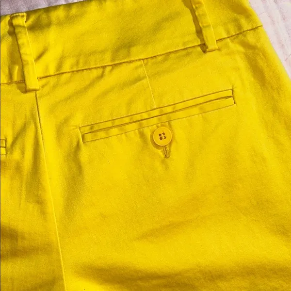 New York & Co Size 0 Bright Yellow Women's Shorts - Image 11