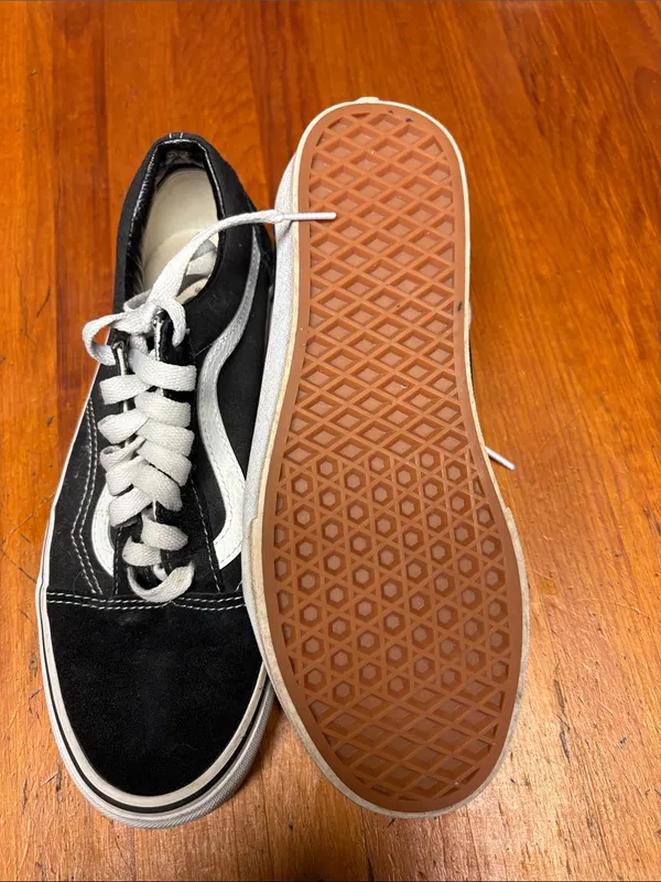 Vans Kids Black and White Low-Top Skate Sneakers - Image 4