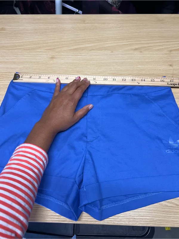 Adidas Originals Chino Shorts Blue Cuffed Trefoil Size Small - Image 12