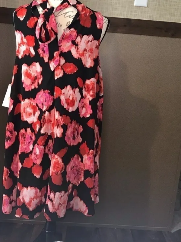 Gianni Bini Black One-Shoulder Halter Dress with Pink & Red Floral - Image 11