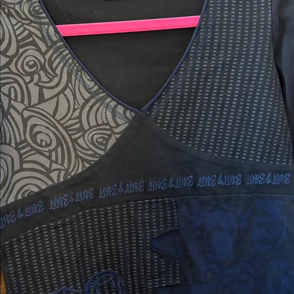 FINAL MARKDOWN Loline Patterned Long Sleeve Top small - Image 2