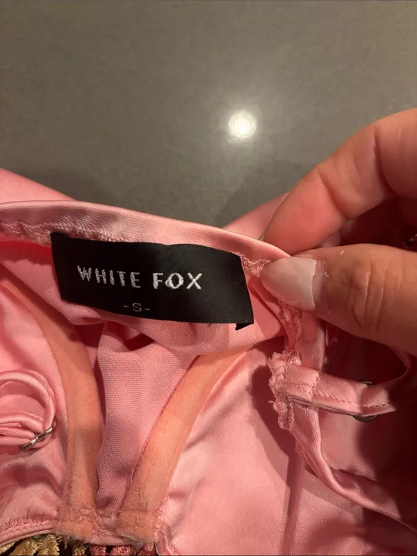 White Fox believe it crop - Image 2