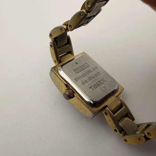 Vintage Timex Carriage Women's Two-Tone Tank Watch Working New Battery - Image 4