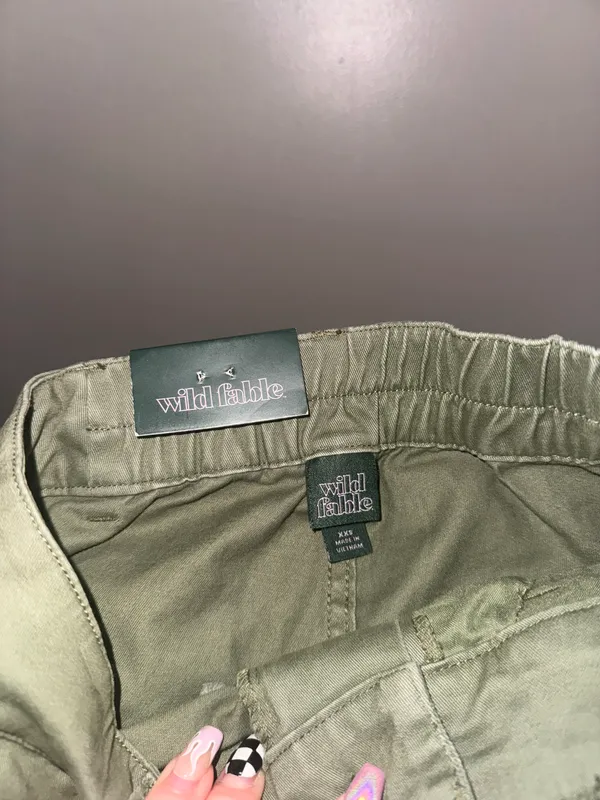 High Waisted Green Cargo Pants - Image 3