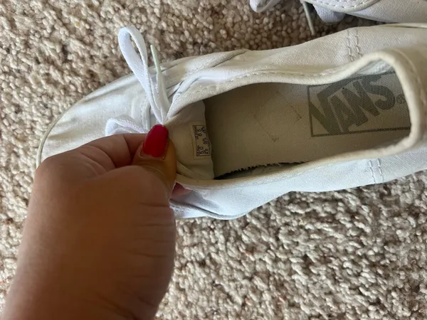 White Vans Women’s - Image 3