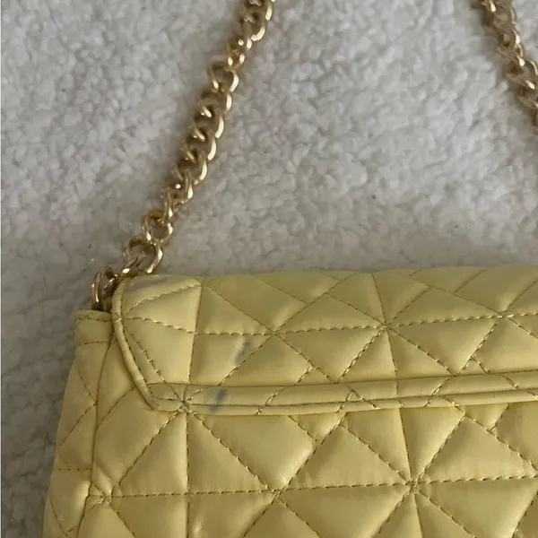 Boutique Yellow Quilted Chain Shoulder Bag - Image 9