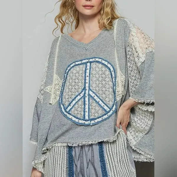 POL Gray Knit Top with Intricate Lace - Image 3