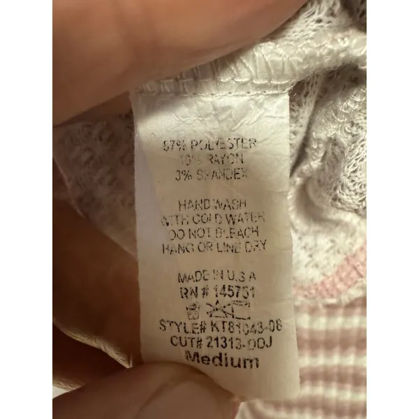 Peach Love California Women's Drop Shoulder Waffle Knit Oversized V‎ Neck Size M - Image 8