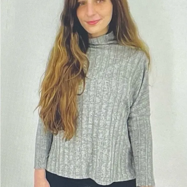 Anthropologie Eri+Ali Fiona Hacci gray ribbed mock neck sweater, size M comfy - Image 3