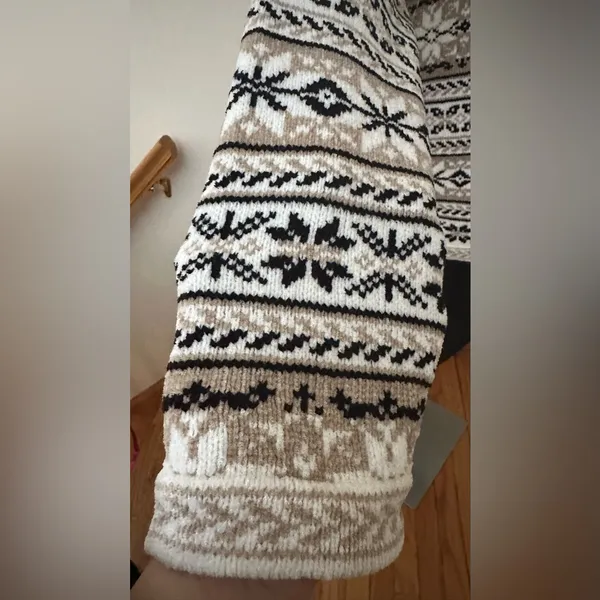 Croft & Barrow Cream Beige Black Nordic Pattern Metal Clasp Closure Sweater Sz L - Image 9