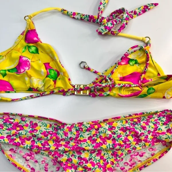 B. Swim Lemon Print Two Piece Bikini Size‎ Large - Image 4
